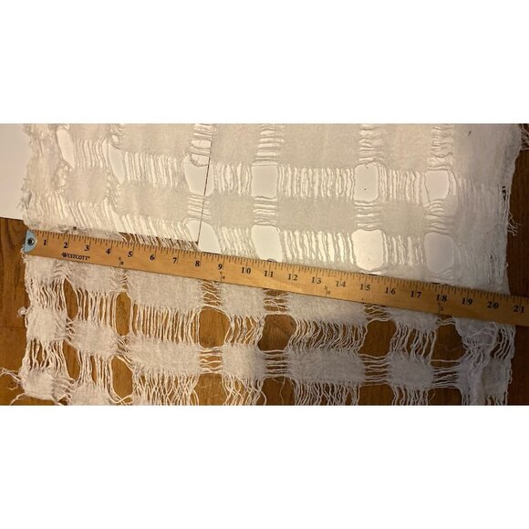 Rue 21 Etc Infinity Scarf Womens Creamy Open Weave Lace BOHO Prairie Peasant - Picture 8 of 9